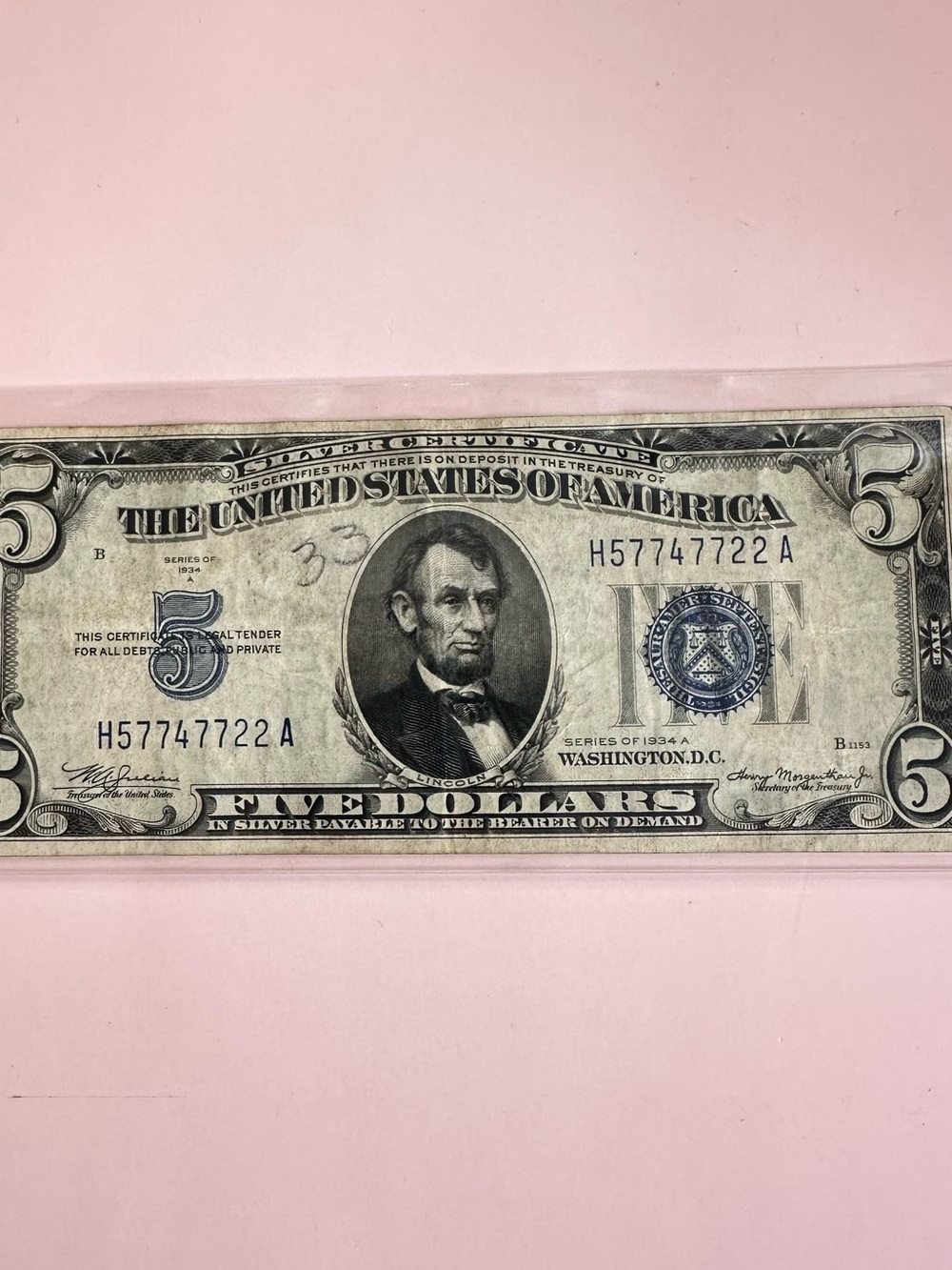 Vintage US Five Dollar Silver Certificate - Black and White Detail